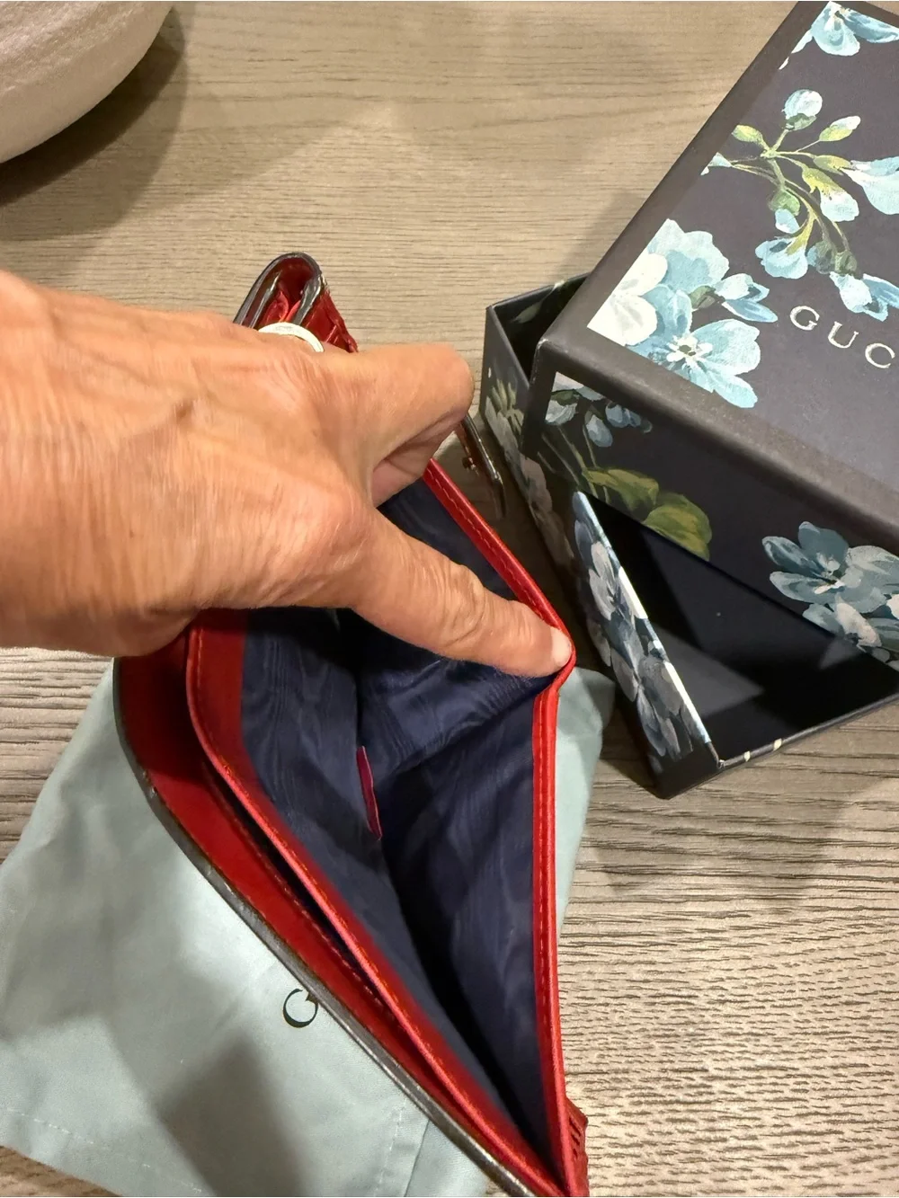 Authentic Gucci Floral GG Compact Wallet